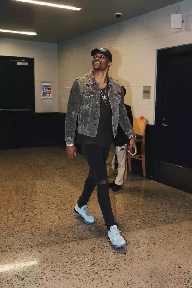 肋部补位 肋部补位